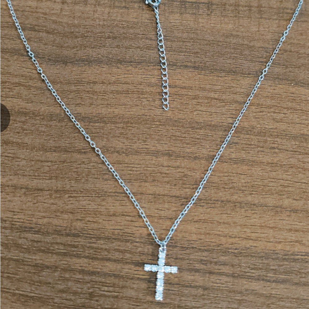 Elegant Silver Necklace